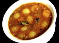 സ്വാദിഷ്ടമായ  ഉള്ളി സാമ്പാര്‍ ഉണ്ടാക്കാം