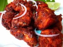 തട്ടുകടയില്‍ കിട്ടുന്ന ചിക്കന്‍ ഫ്രൈ ഉണ്ടാക്കുന്നത് എങ്ങിനെയാണെന്ന് നോക്കാം