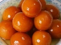 ബ്രെഡ് ഗുലാബ് ജാമുന് ഉണ്ടാക്കിയാലോ