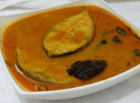തേങ്ങയില്ലാതെ വറുത്തരച്ച മീൻ കറി