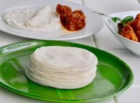 മിനിട്ടുകള്‍കൊണ്ട് നല്ല സോഫ്റ്റ്‌ പത്തിരി ഉണ്ടാക്കാം
