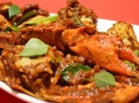 തനി നാടൻ ഞണ്ട് റോസ്റ്റ് എങ്ങനെ തയ്യാറാക്കാം എന്ന് നോക്കാം