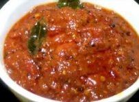 സ്വാദിഷ്ടമായ തക്കാളി അച്ചാർ എങ്ങനെ തയ്യാറാക്കാം എന്ന് നോക്കാം