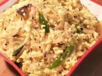 അഞ്ചു മിനിറ്റില്‍ നാടന്‍ രുചിയിലൊരു ഉള്ളിത്തോരന്‍ ഉണ്ടാക്കാം.