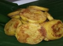 എണ്ണ ഇല്ലാത്ത രുചികരമായ പഴംപൊരി തയ്യാറാക്കാം.