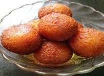 നല്ല സോഫ്റ്റ് ആന്ഡ് ടെസ്റ്റി ഗുലാബ് ജാമുന് വീട്ടില് ഉണ്ടാക്കാം