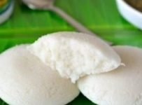 വറുത്ത അരിപ്പൊടി ഉപയോഗിച്ച് പൂ പോലത്തെ ഇഡ്ഡലി ഉണ്ടാക്കാം