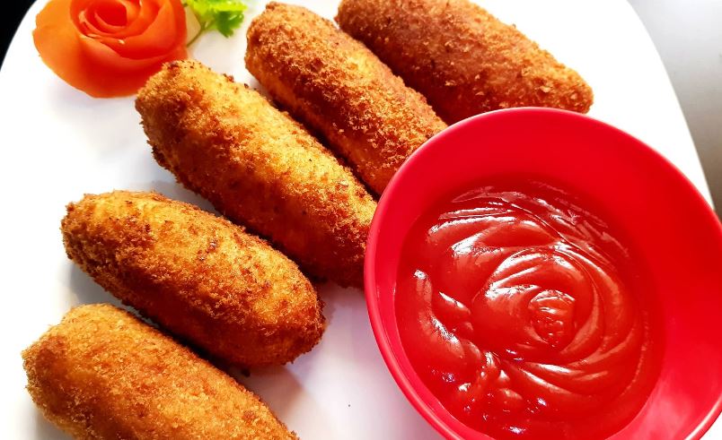 ചിക്കന്‍ ബ്രഡ് റോള്‍