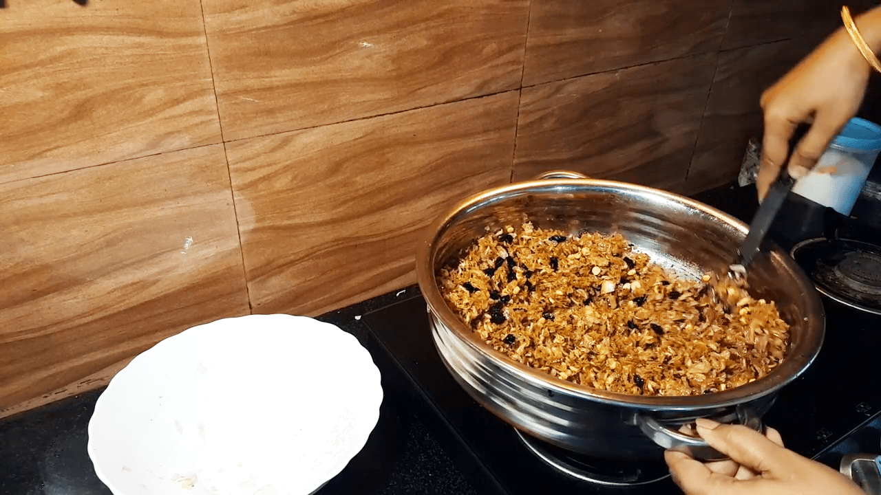 അവല്‍ വിളയിച്ചത്