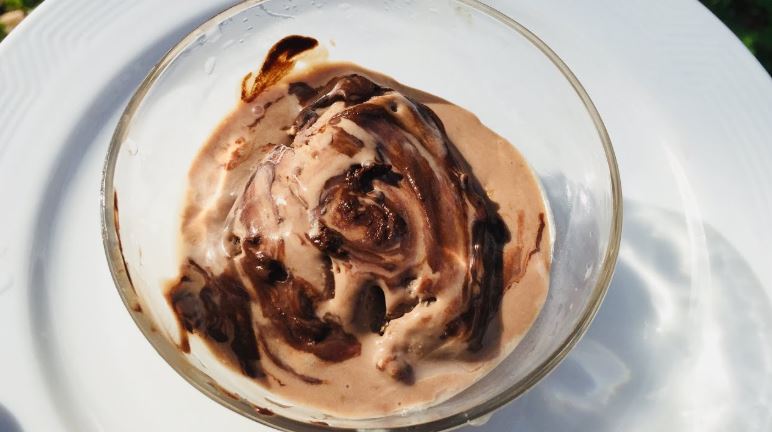 ബിസ്‌ക്കറ്റ് ഐസ്ക്രീം