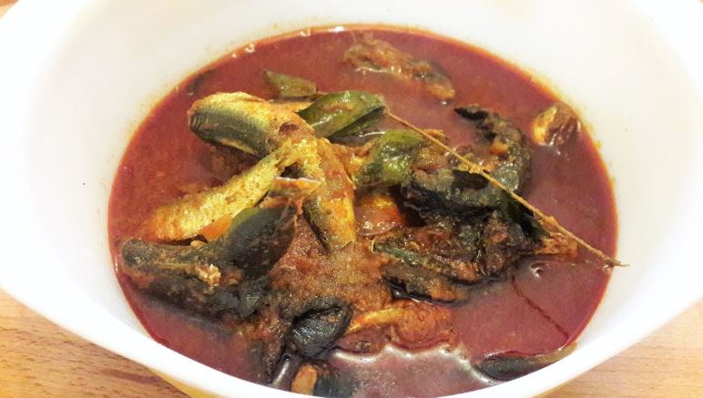 മീന്‍ കറി