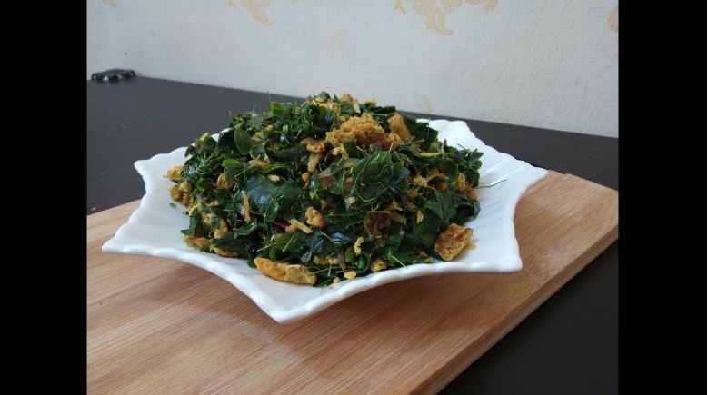 മുരിങ്ങയില മുട്ടത്തോര൯