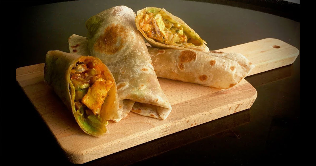 പനീർ ചപ്പാത്തി റോൾ