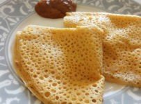 ബ്രേക്ക്ഫാസ്റ്റിനും ഡിന്നറിനും മസാല നീർ ദോശ