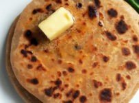 പനീർ പറാത്ത തയ്യാറാക്കാം