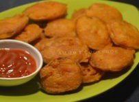 ഉരുളക്കിഴങ്ങു കൊണ്ട് എളുപ്പത്തിൽ ഒരു നാലുമണി പലഹാരം