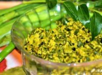 ഉള്ളിത്തണ്ട് വെച്ച് ഒരു അടിപൊളി ടേസ്റ്റി തോരൻ ഉണ്ടാക്കാം