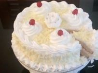 ഇനി Whiteforest cake ഉണ്ടാക്കുമ്പോൾ ഇങ്ങനെ ഒന്ന് ഉണ്ടാക്കി നോക്കൂ