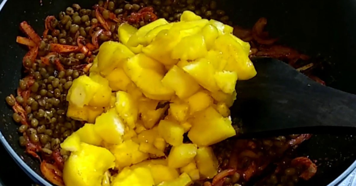 കപ്പ മെഴുക്കു പുരട്ടി