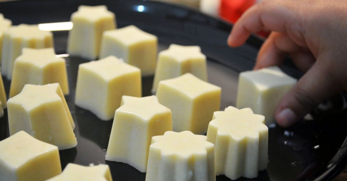 വൈറ്റ് ചോക്ലേറ്റ്