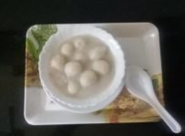 പാൽ കൊഴുക്കട്ട
