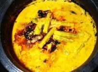 ഉണക്കചെമ്മീനും മാങ്ങയും മുരിങ്ങക്കായും കൊണ്ട് തനിനാടന് കറി