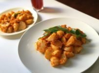 തേങ്ങാ ചമ്മന്തി ചേർത്ത കൊഴുക്കട്ട ഉണ്ടാകുന്നത് കണ്ടു നോക്കു