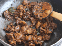 ആട്ടിൻ കിഡ്നി വരട്ടിയത് ഉണ്ടാകുന്നത് കണ്ടു നോക്കു.