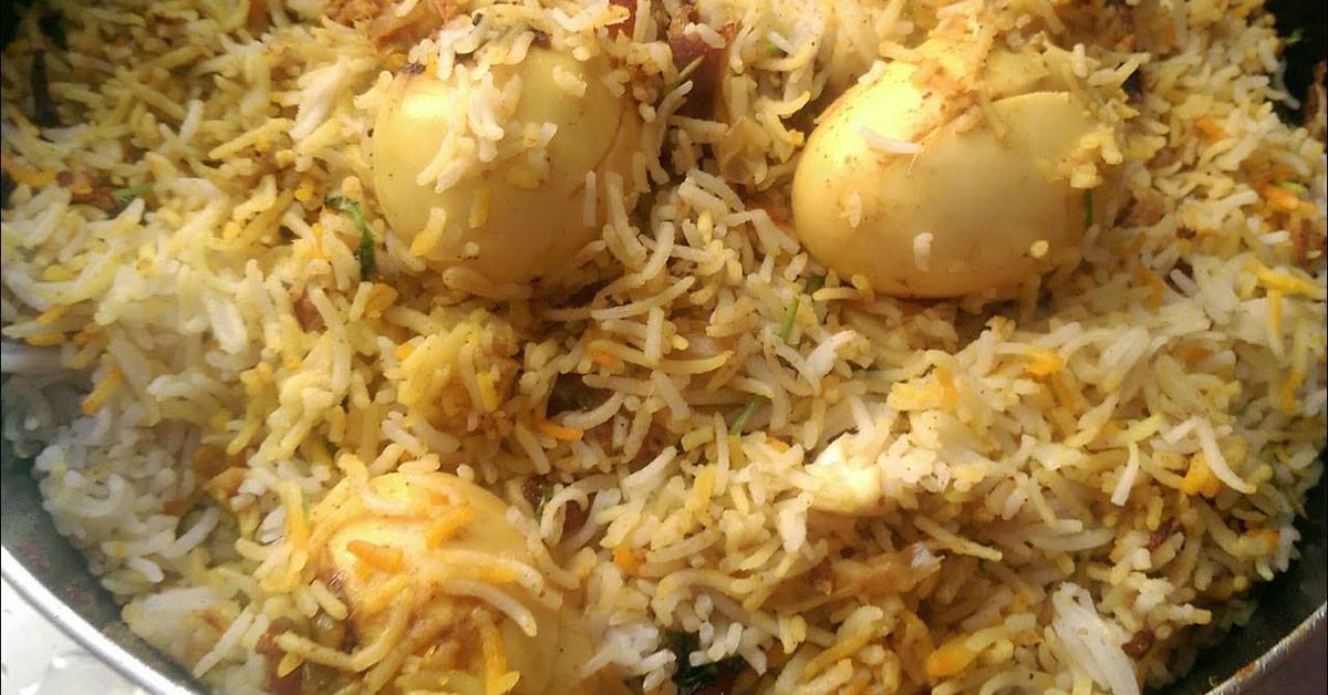 നെയ്യ് ചേറ്ക്കാതെ അടാറു രുചിയുള്ള മുട്ട ബിരിയാണി തയ്യാറാക്കാം