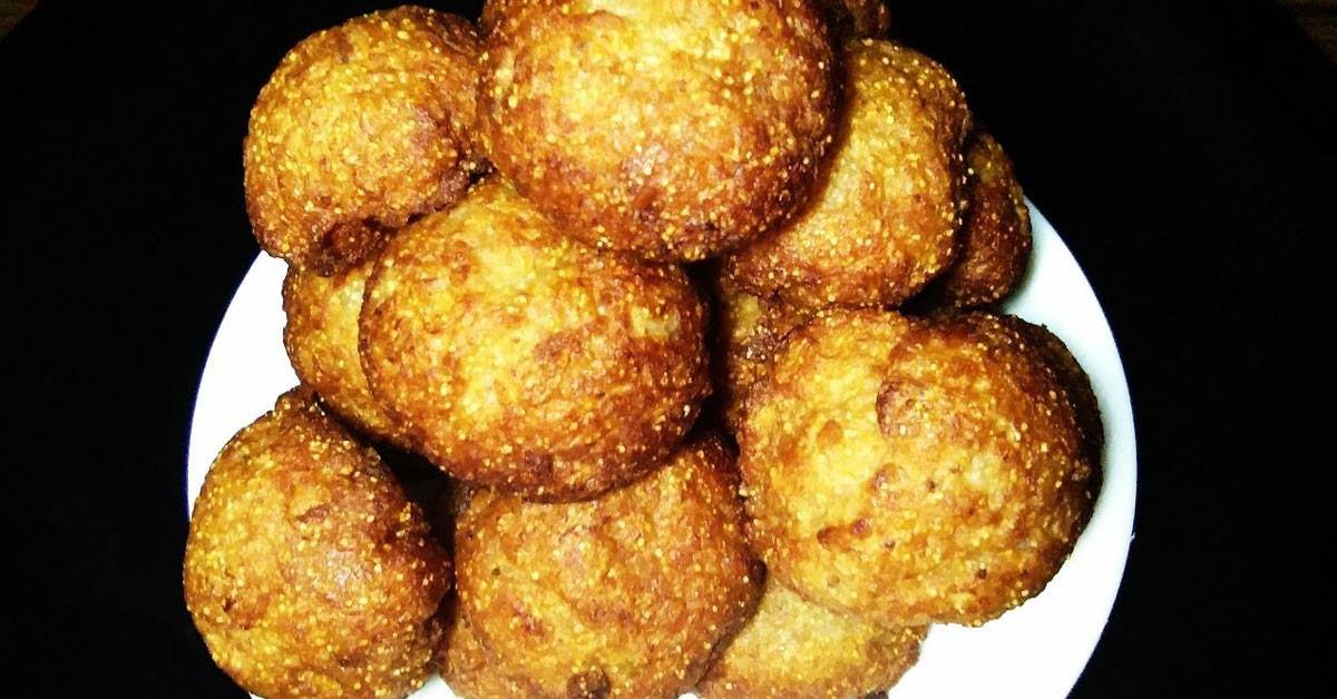 റവയും ഞാലിപ്പൂവന്‍ പഴവും ഗോതമ്പും ചേര്‍ത്ത് നല്ലൊരു നാലുമണി പലഹാരം