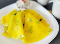 തൂവാല പോലെ നേർത്ത നല്ല ടേസ്റ്റിയായ പട്ടു ദോശ ഉണ്ടാക്കി നോക്കൂ.