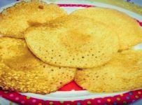 മുട്ട അരിപ്പൊടി ദോശ