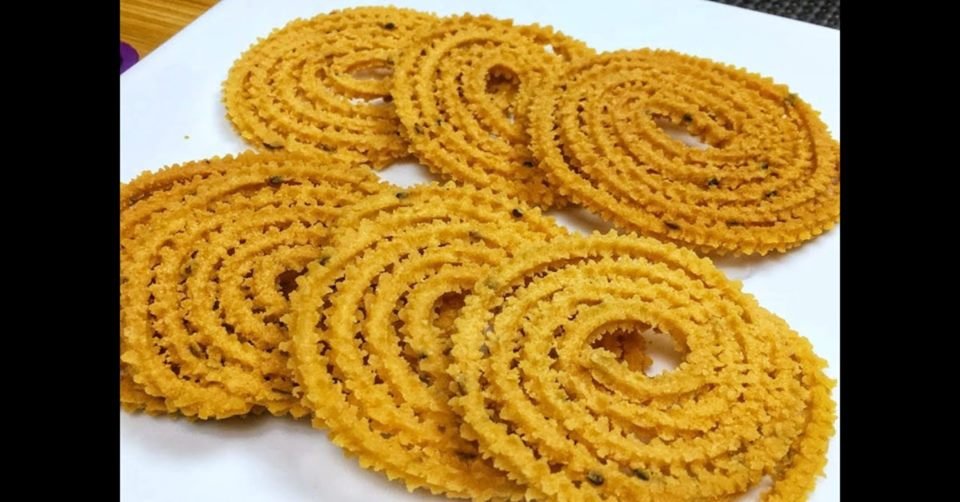 നാടൻ അരി മുറുക്ക്