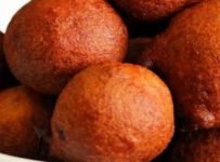 3 ചേരുവകൾ കൊണ്ട് ഇതുവരെ രുചിച്ചിട്ടില്ലാത്ത കൊതിയൂറും പലഹാരം