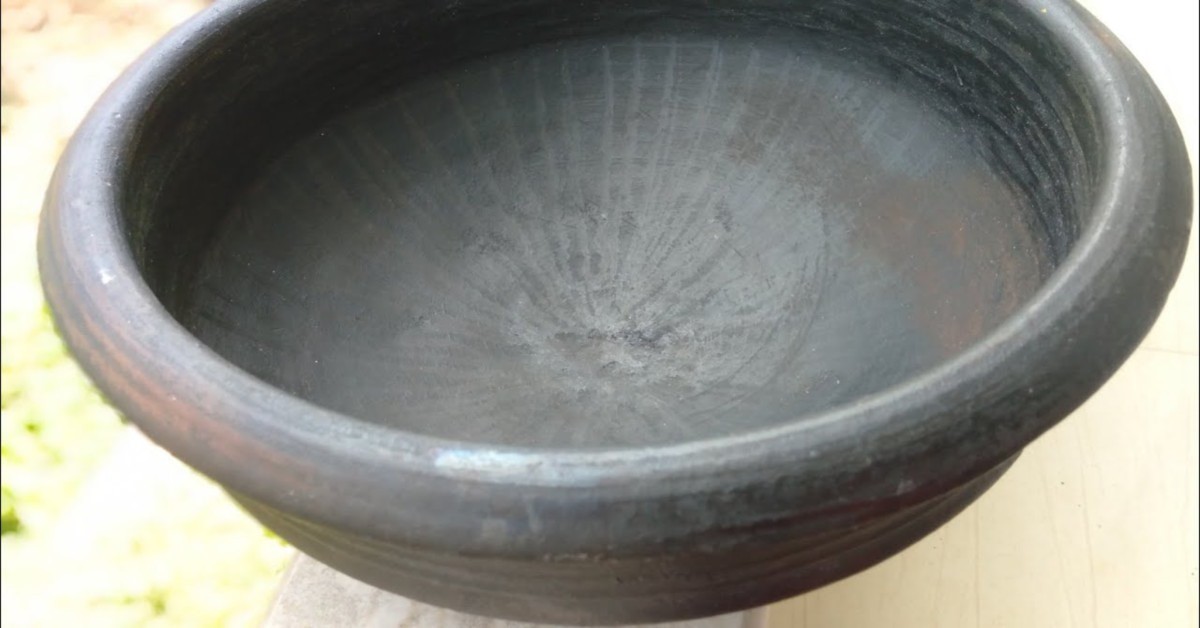 മൺചട്ടി മയക്കാം