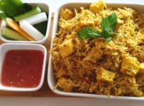 അഞ്ചുമിനിറ്റിനുള്ളിൽ കുക്കറിൽ വെജ് ബിരിയാണി റെഡി.