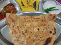 മുള്ളങ്കിക്കു വളരെയേറെ ഗുണങ്ങൾ ഉണ്ട്, തീർച്ചയായ്യും നമ്മുടെ ഭക്ഷണത്തിൽ ഉൾപ്പെടുത്തേണ്ട ഒന്ന് തന്നെയാണ്. അപ്പോ മുള്ളങ്കി കൊണ്ട് എളുപ്പത്തിൽ സ്റ്റഫഡ് പൊറോട്ട ഉണ്ടാക്കി നോക്കാം…