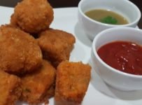 പൊതുവെ കുട്ടികൾക്ക് പച്ചക്കറി കഴിക്കാൻ മടിയാണ്.. ഇതുപോലേ ഒരു സ്നാക്കാക്കി കൊടുത്തു നോക്കൂ.. അവർക്ക് ഇഷ്ടപ്പെടും…. നമുക്ക് അവർ പച്ചക്കറി കഴിച്ചല്ലോ എന്നും സമാധാനിക്കാം