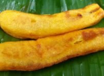 കെമിക്കലുകളോ ദോശമാവോ ചേർക്കാതെ നല്ല സോഫ്റ്റായ ഒറിജിനൽ പഴംപൊരി തയ്യാറാക്കാം