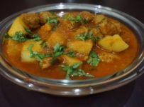 ഇറച്ചിക്കറിയെ തോൽപിക്കുന്ന ഉരുളക്കിഴങ്ങ് സോയാചങ്ക്സ് കറി