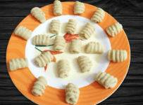 കുട്ടികളെ കയ്യിലെടുക്കാൻ ഒരു ഫോർക് മതി
