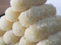 ഒരു കപ് റവയും ഒരു പഴവും കൊണ്ട് ഒരു simple snack