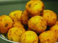 ബാക്കി വന്ന ചോറിൽ ഇതും കൂടെ ചേർത്ത് snack തയ്യാറാക്കി നോക്കു
