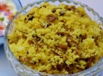 സാധാരണ പച്ചരി കൊണ്ട് ഉണ്ടാക്കുന്ന ഈ ചോറുകഴിക്കാൻ വേറെ കറി ഒന്നും തന്നെ വേണ്ട