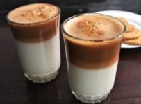 ഒരുതവണ എങ്കിലും ഇതുപോലെ ലേയേർഡ് ചായ ഉണ്ടാക്കി വീട്ടുകാരെ ഞെട്ടിക്കു