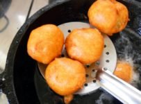 കപ്പ കൊണ്ട് ബോണ്ട ഉണ്ടാക്കി നോക്കിയതാ… ഒരു നിമിഷം കൊണ്ട് മക്കൾ തീർത്തു. ഉണ്ടാക്കിനോക്കൂ