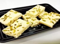 ദീപാവലി സ്പെഷ്യൽ മിൽക്ക് ബർഫി 😋ഉണ്ടാക്കിയാലോ