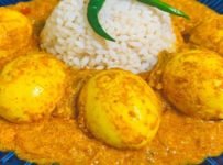 ഒരു വെറൈറ്റി മുട്ട കറി ഉണ്ടാക്കി നോക്കൂ.